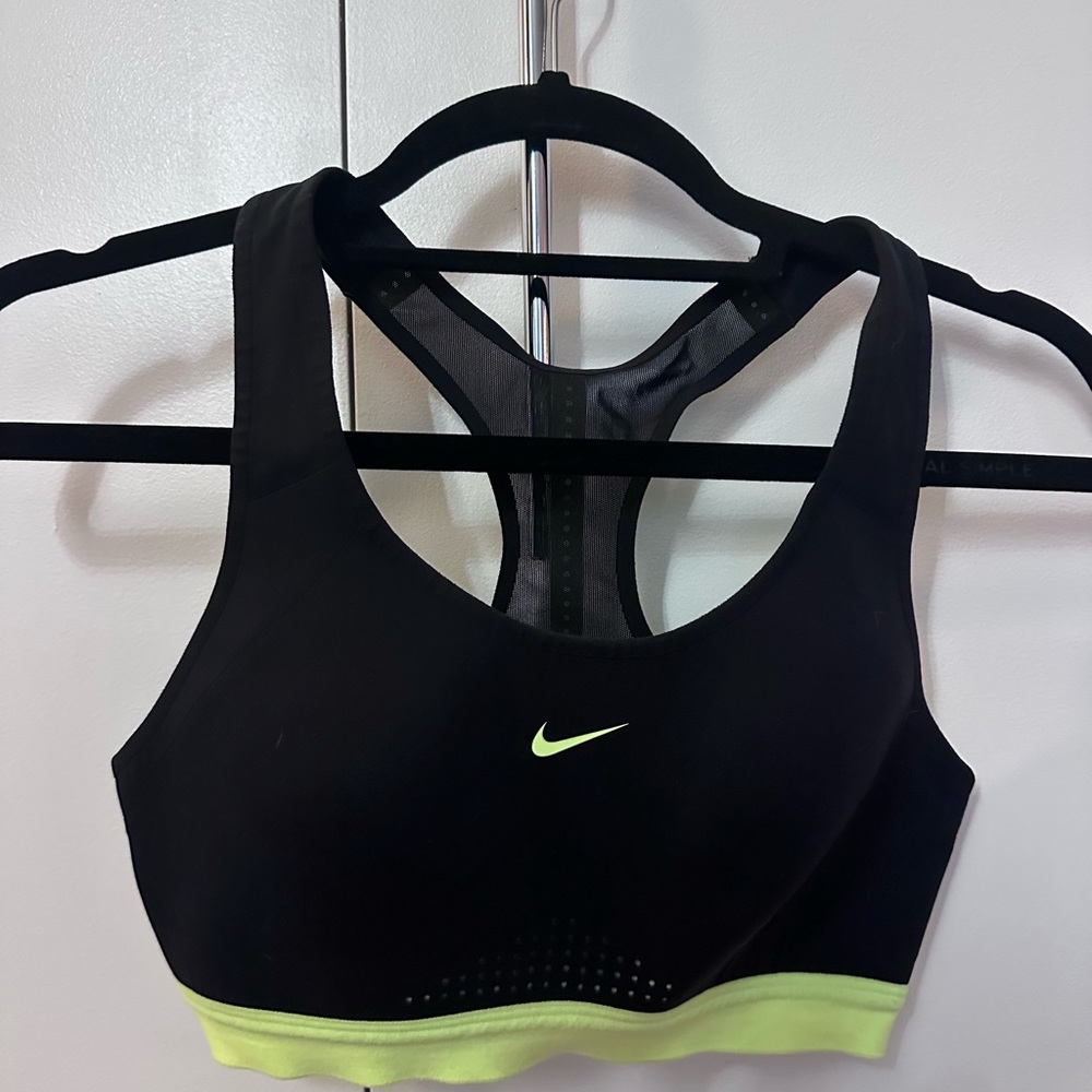 Nike Dri-Fit Motion Adapt Black Sports Bra